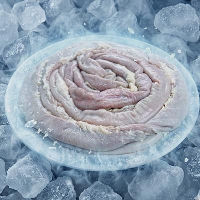 진공 포장된 곱창 제품을 초저온 급냉한 상태를 보여주는 사진